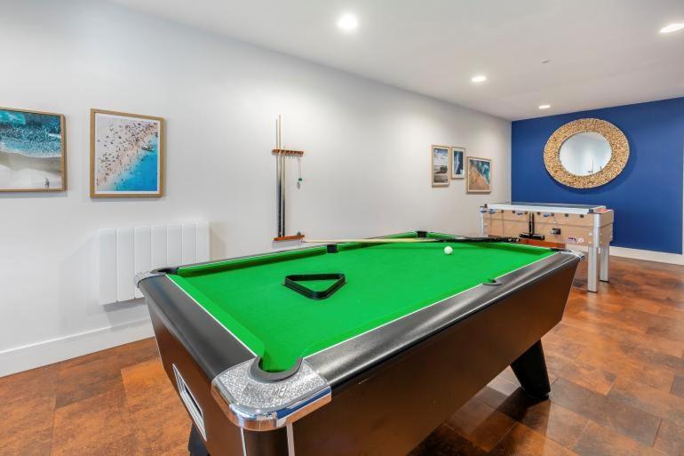 2 Rockham - Luxury Apartment At Byron Woolacombe, Only 4 Minute Walk To Woolacombe Beach! Eksteriør billede